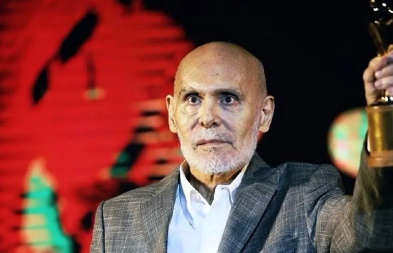 سفر در زمان؛ «جمشید هاشم پور» در 53 سالگی و در کنار جلال پیشوائیان؛ سال 76