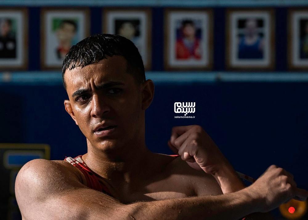 صحنه دستگیری علی شادمان در تئاتر زهرماری دوباره وایرال شد