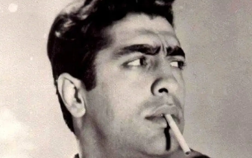 سفر در زمان؛ «محمدعلی فردین» در حال سرگرم کردن نوه اش؛ دهه 70