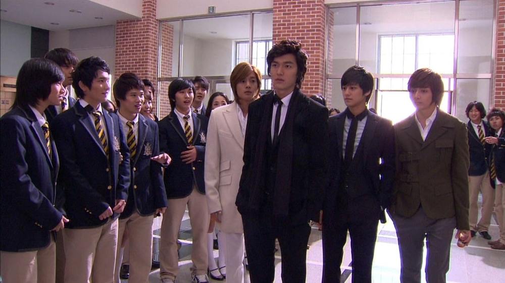 کیم هیون جونگ، کیم بوم، کیم جون و لی مین هو در سریال «پسران برتر از گل» (Boys Over Flowers)