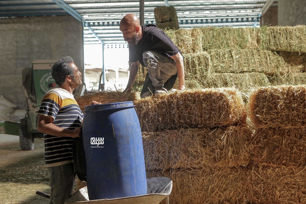 مهران غفوریان و علی مهربان در قسمت چهارم سریال شبکه نمایش خانگی «نیسان آبی»