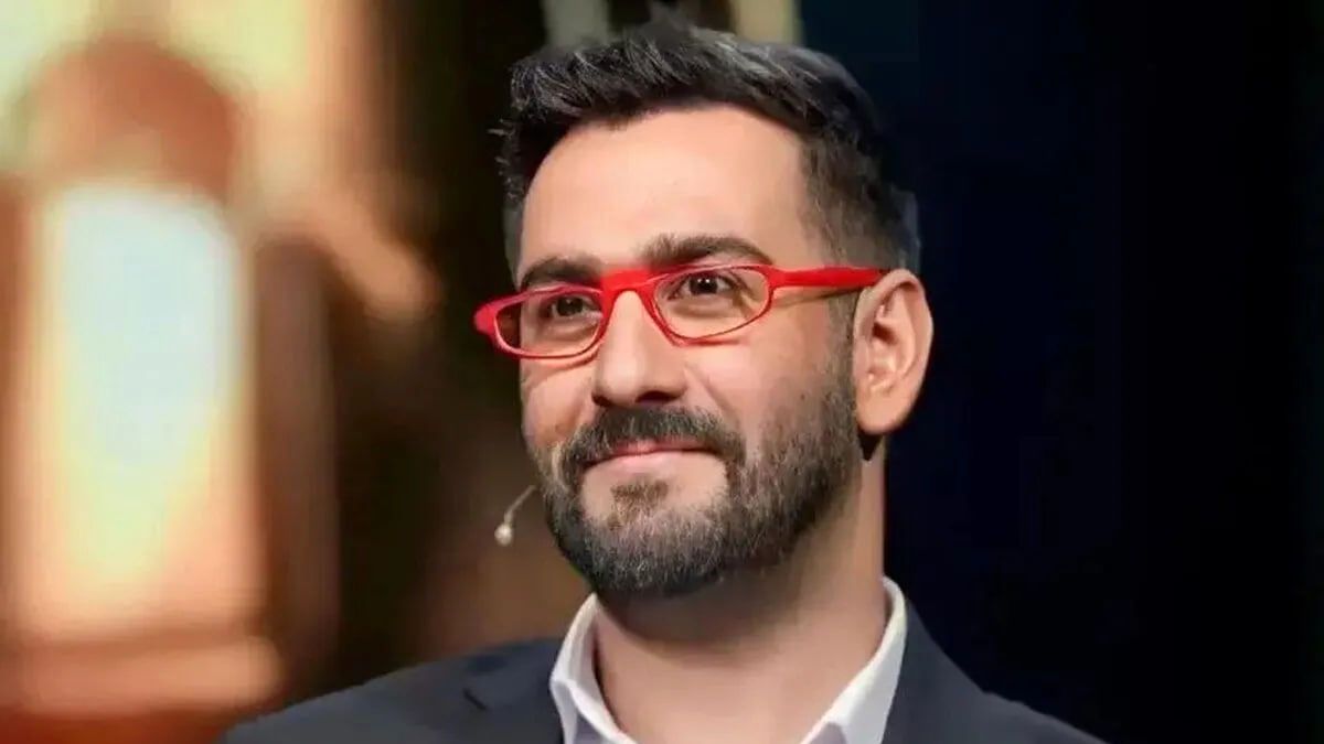 جشن تولد نیما شعبان‌ نژاد برای نعیمه نظام‌دوست