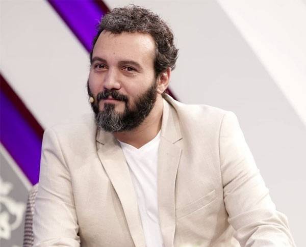 عکس عاشقانه آن‌ور‌آبی کامبیز دیرباز و همسرش