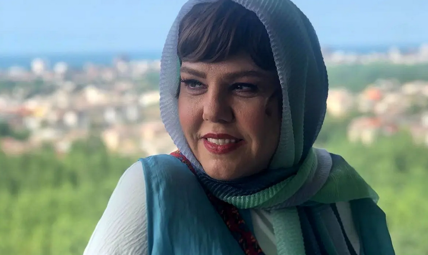 سفر در زمان؛ «افسانه چهره آزاد» با تیپ متفاوت در دوران دبستان؛ دهه 40