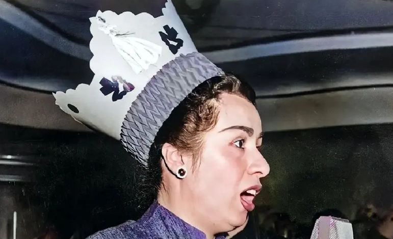 سفر در زمان؛ «دلکش» خواننده مشهور قبل انقلاب در دوران پیری