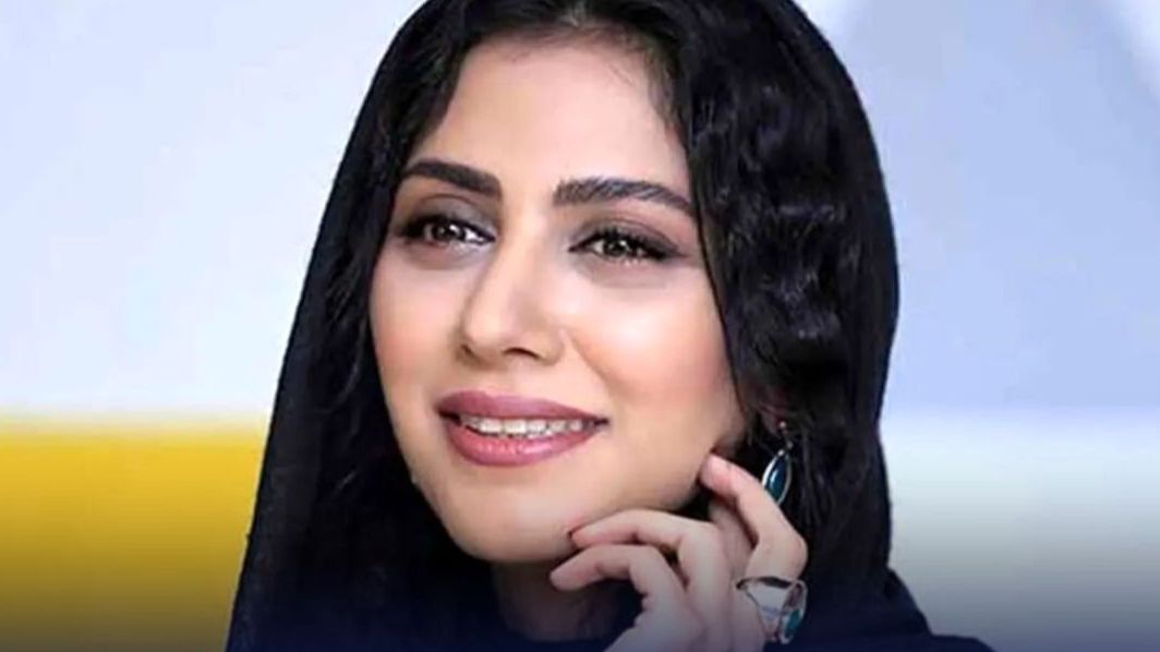 استایل| مونا فرجاد با کت جیرش چشم ها را خیره کرد!