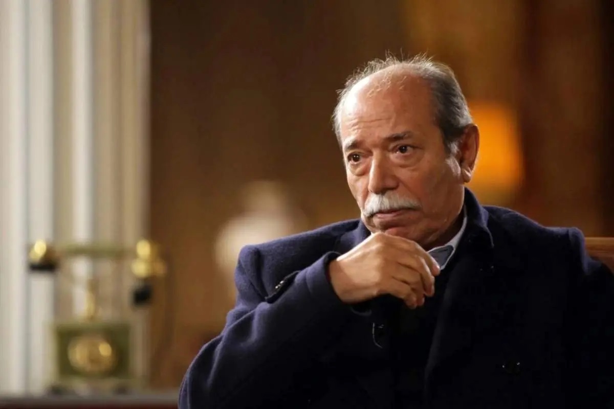 شباهت عجیب علی نصیریان و یک هنرمند ژاپنی