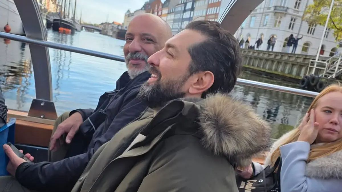 گشت و گذار سرخوشانه بهرام رادان، امیر جعفری و بهرام افشاری در دانمارک