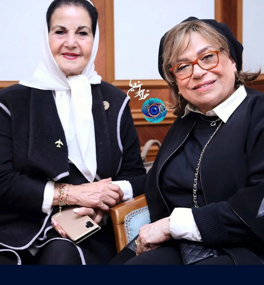 Screenshot 2025-11-10 at 13-18-31 khaharanedarya_1740784100_3578278839390853892_1548212709_11zon.jpg (WEBP Image 1430 × 1439 pixels) — Scaled (66%)