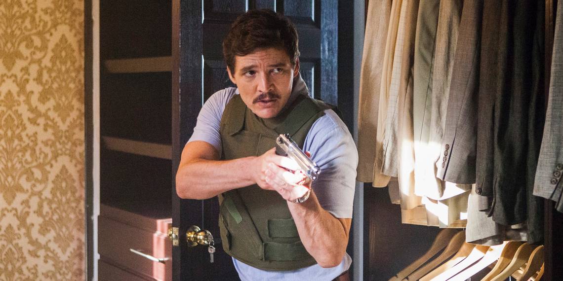 سریال Narcos با بازی پدرو پاسکال حتی پس از یک دهه همچنان تماشایی است