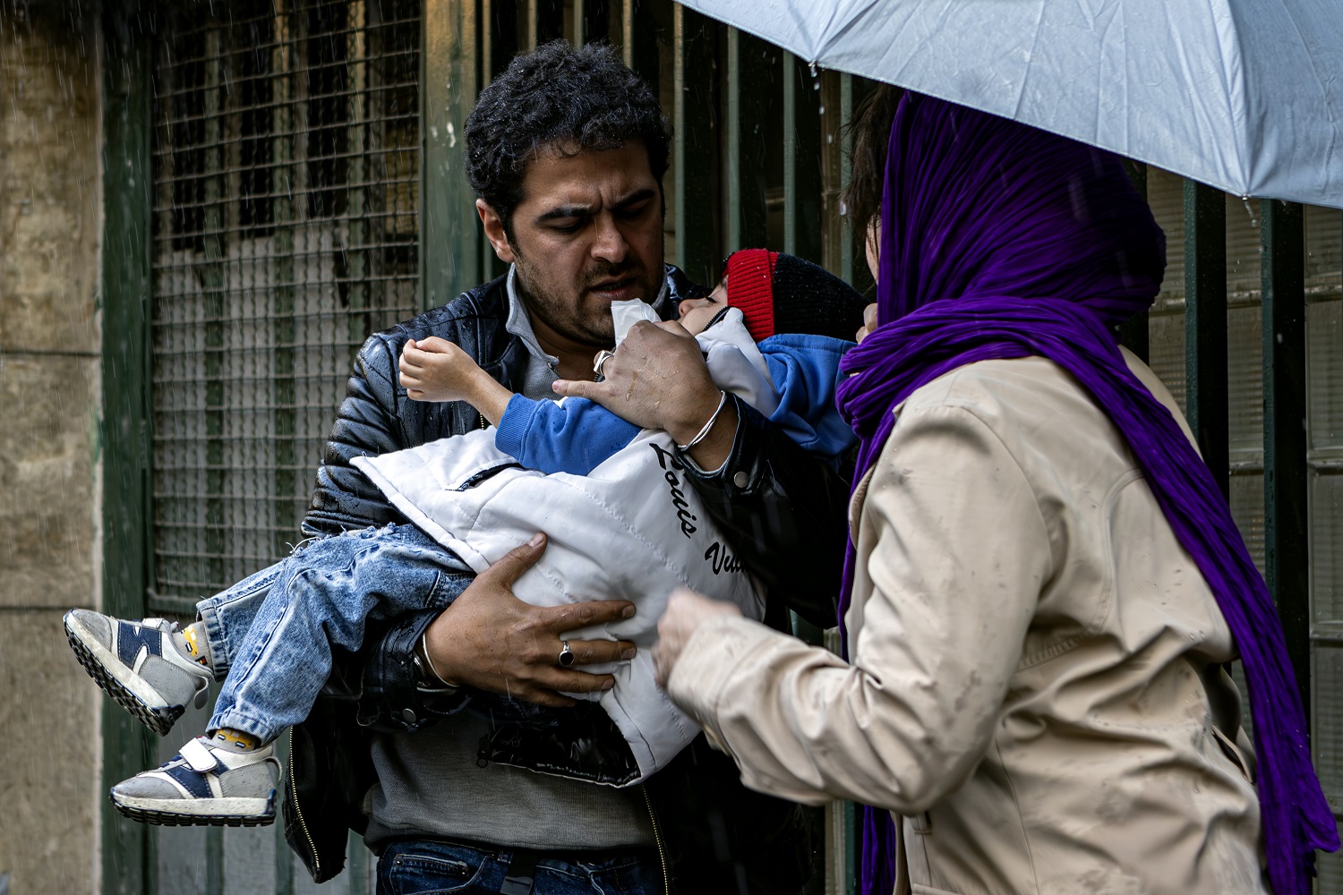 در قسمت هشتم سریال مو به مو چه گذشت؟ | گم شدن ایلیا؛ دردسر تازه منصور