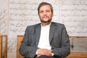 یک فعال فرهنگی: صدا و سیما نماینده مردم ایران نیست