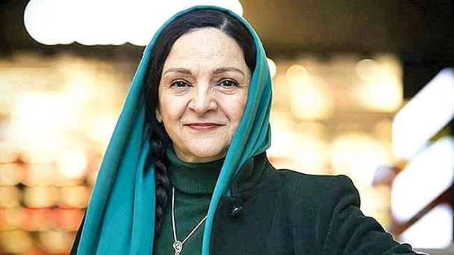 گلاب آدینه راوی پروژه موسیقایی شد