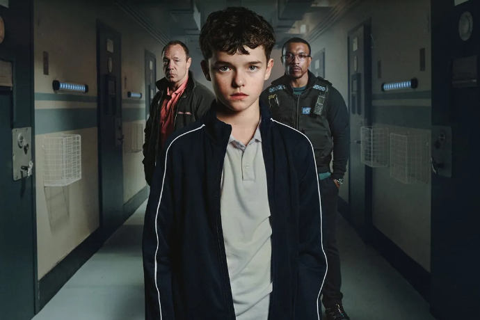 نقد سریال «نوجوانی» (Adolescence)؛ تفکربرانگیز و خوش‌ساخت