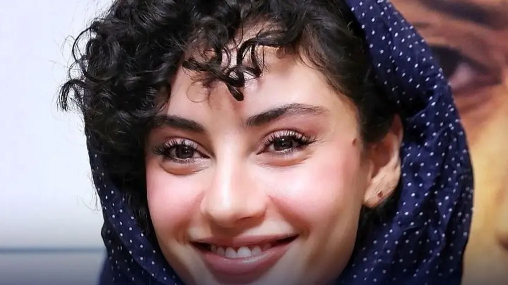 تیپ و استایل دانشگاهی ترلان پروانه بازیگر بامداد خمار