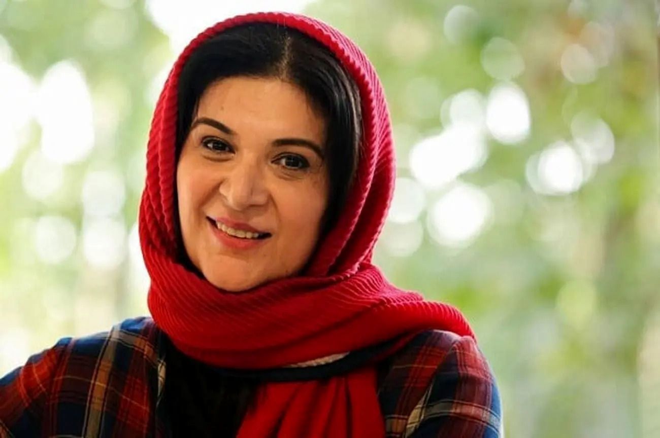 لحظه ای خانوادگی از همای پایتخت در قلب پاریس + عکس