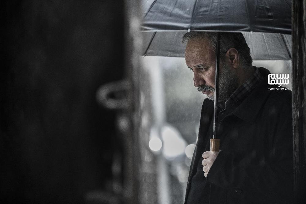 صحنهای از فیلم سینمایی «مرد بازنده» با بازی جواد عزتی