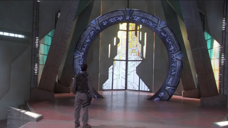 راز ساخت دروازه آتلانتیس سریال Stargate؛ هزینه، زمان و دوستیهای جهانی