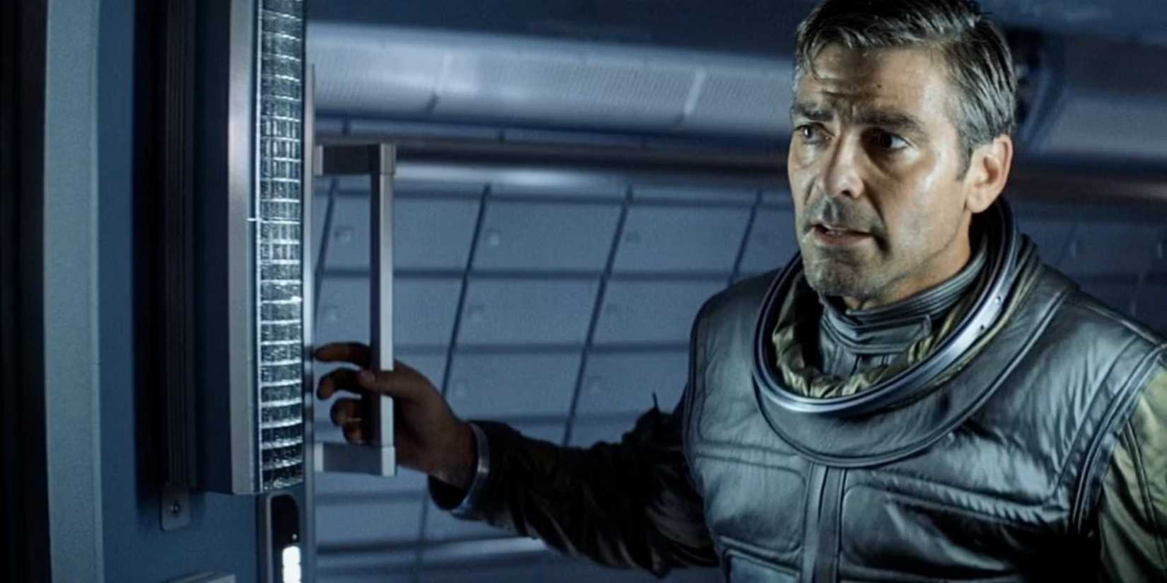 جیمز کامرون تهیه‌کننده یک فیلم شکست‌خورده علمی‑تخیلی جذاب با بازی جورج کلونی بود