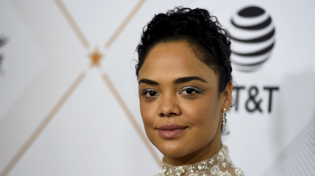 تسا تامپسون در Hedda؛ نبردی برای حفظ هویت در میان آشوب ذهنی