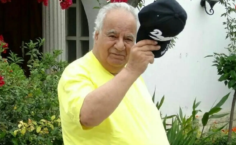 سفر در زمان؛ «ناصر ملک مطیعی و پسرش امیرعلی» در سواحل دریای خزر؛ سال 66