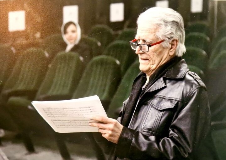 «آوای بالِ فرشتگان»؛ کتابی در مورد احمد پژمان