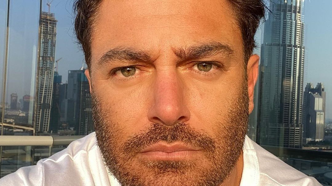 نگاهی به استایل زمستونی و عجیب رضا گلزار در باشگاه بدنسازی/ مدرن و رنگارنگ+عکس