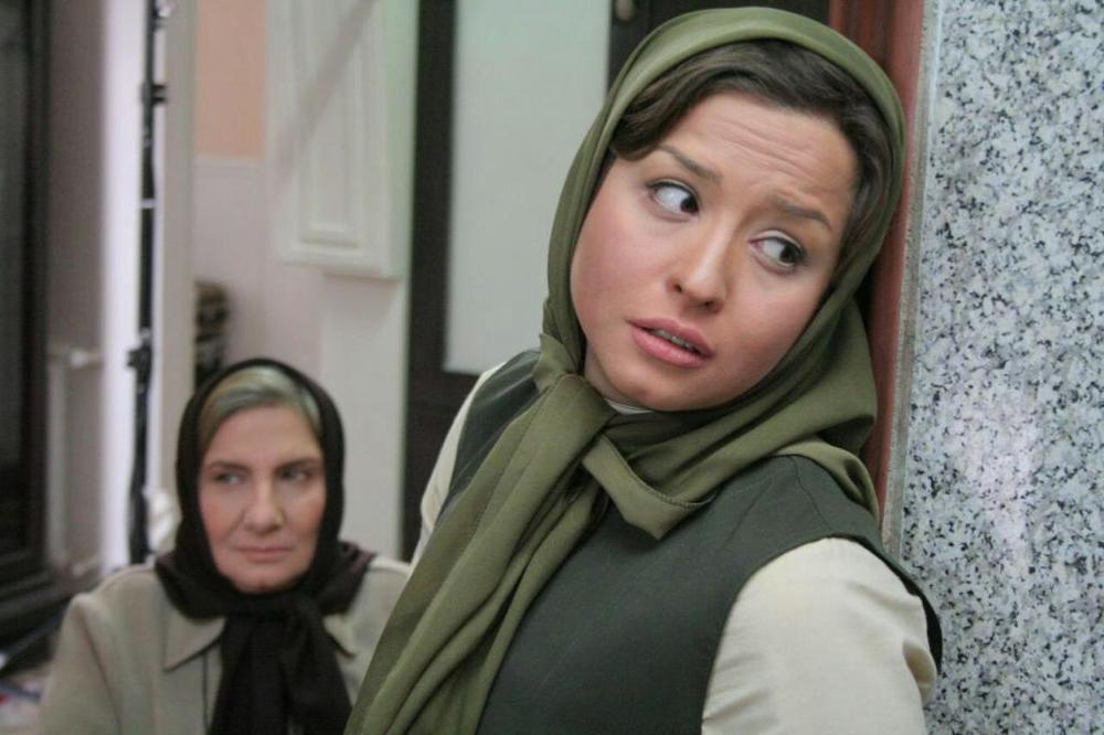 فیلم «پشت در خبری نیست» با بازی مهراوه شريفینيا