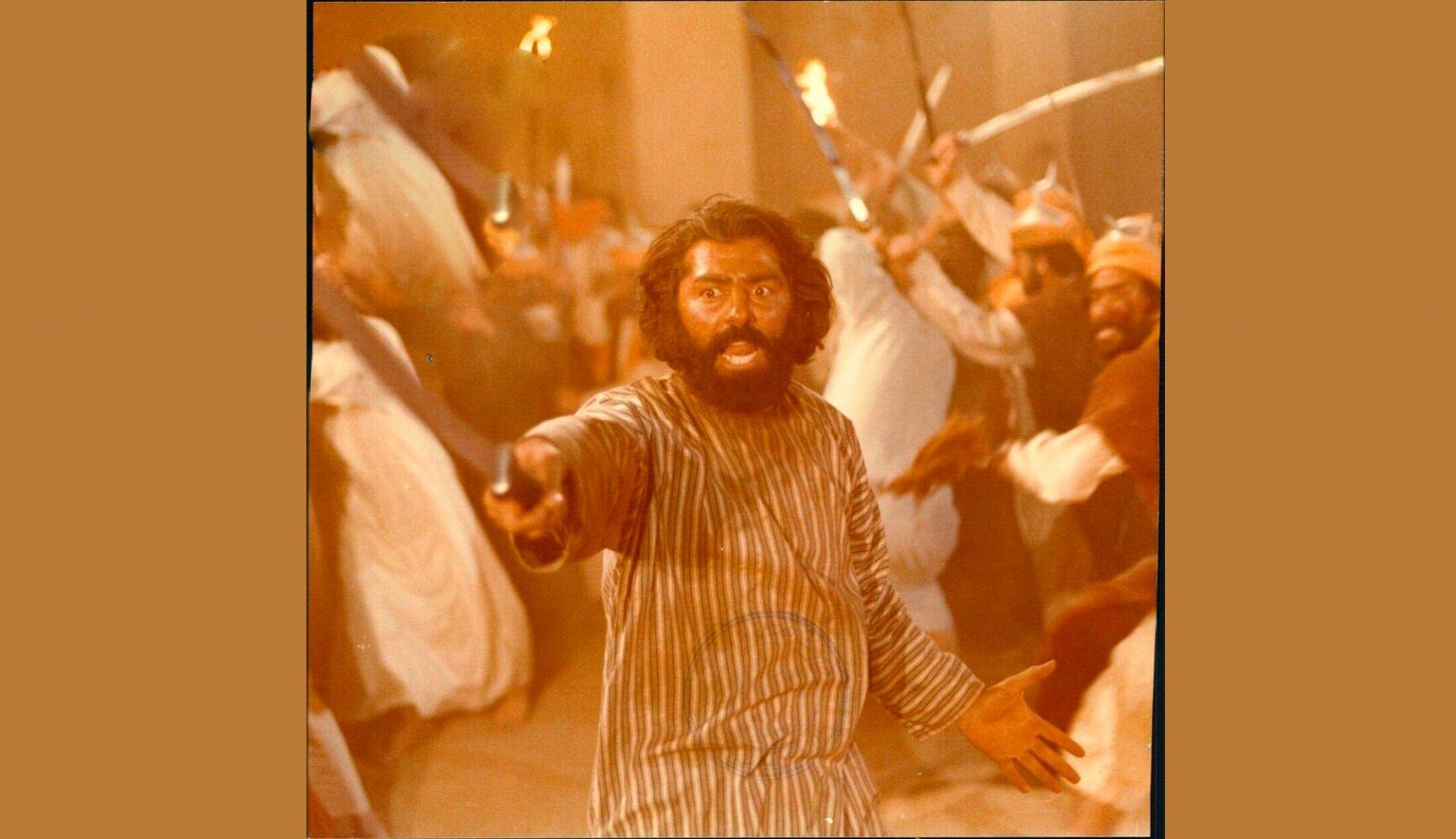 معرفی، نقد و بررسی فیلم سفیر، اولین فیلم عاشورایی سینمای ایران
