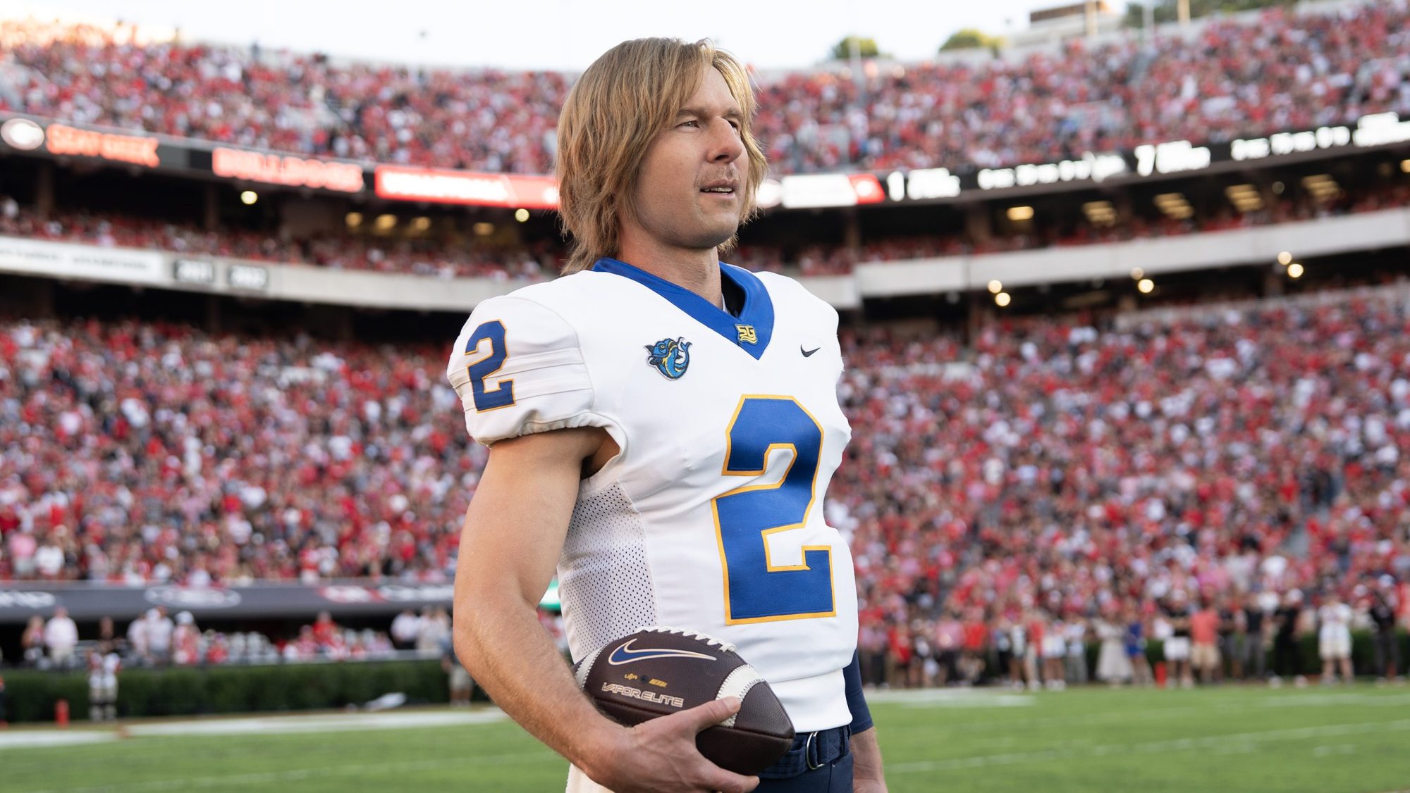 فصل دوم Chad Powers در راه است؛ تاریخ و تعداد فصل‌ها مشخص شد