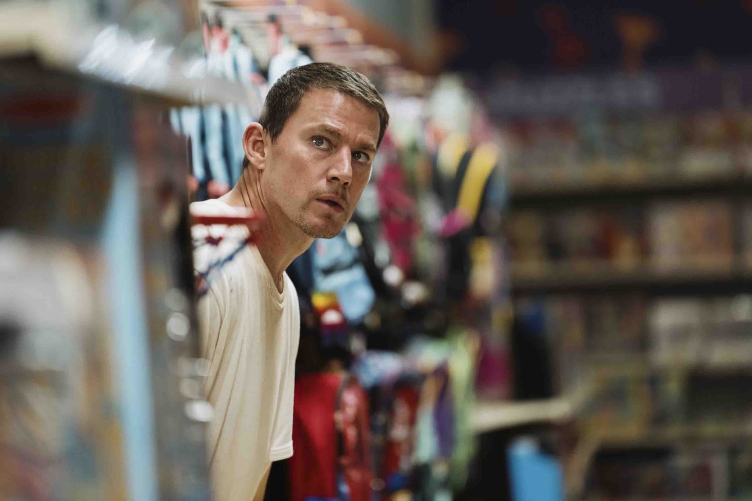 چنینگ تیتوم و کریستن دانست در Roofman؛ درام زندانی به سبک ایندی با طعم سینمای دهه ۲۰۰۰