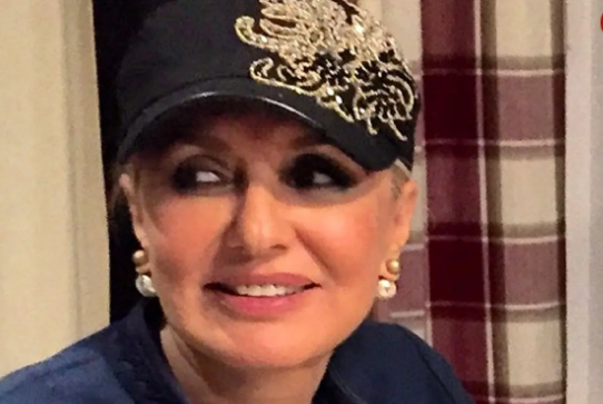 سفر در زمان؛ «گوگوش» با لباس خلبانی و در دوران جوانی؛ دهه 50