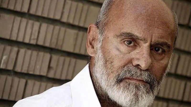 جمشید هاشم پور به همراه همسر و دخترش در جشنواره فیلم شهر