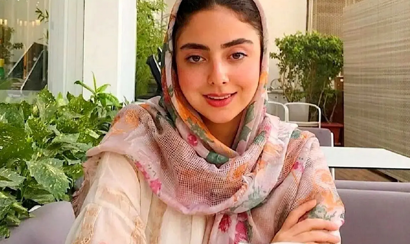 سفر در زمان؛ «حنا فردین 30 ساله» در کنار «فرانک و پوری بنایی»؛ سال 1401