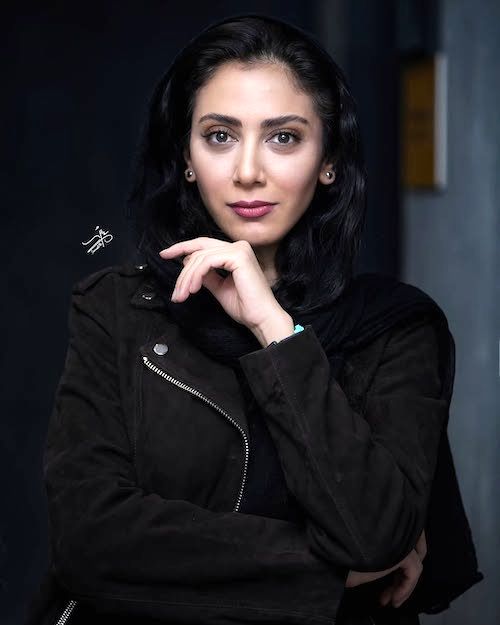 کت جیر مونا فرجاد