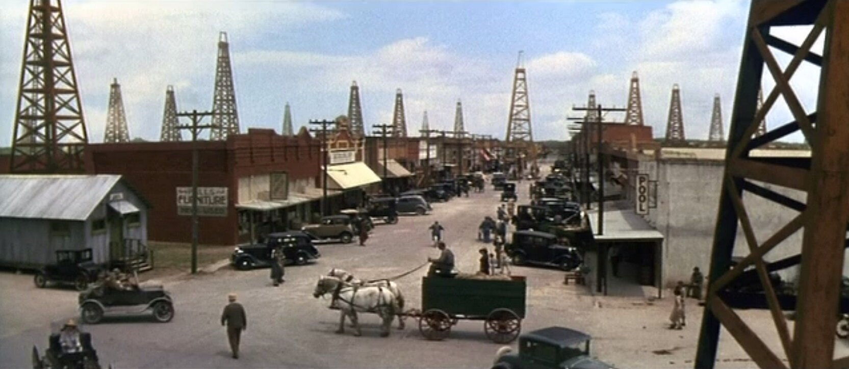 درامی نفتی از کلینت ایستوود که طرفداران سریال Landman را راضی میکند