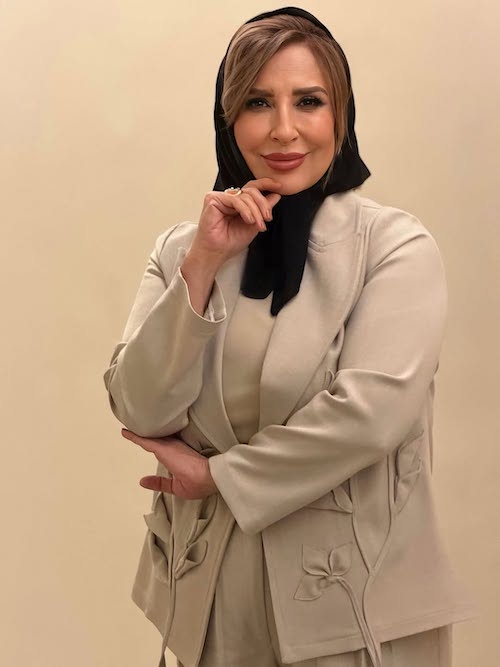 کت و شلوار کرمی مرجانه گلچین