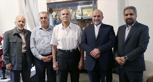 دیدار مدیرعامل صندوق اعتباری هنر با جمشید هاشم پور در ادامه طرح تکریم هنرمندان