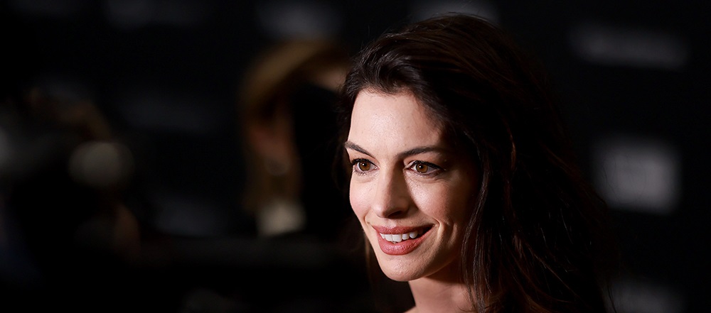 آن هاتاوی با Mother Mary دوباره خبرساز شد؛ تیزر فیلم فردا منتشر می‌شود