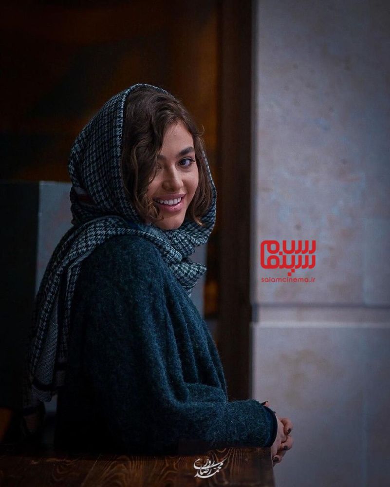 ریحانه پارسا در اکران مردمی فیلم سینمایی «خوب بد جلف 2: ارتش سری» در سینما هروی