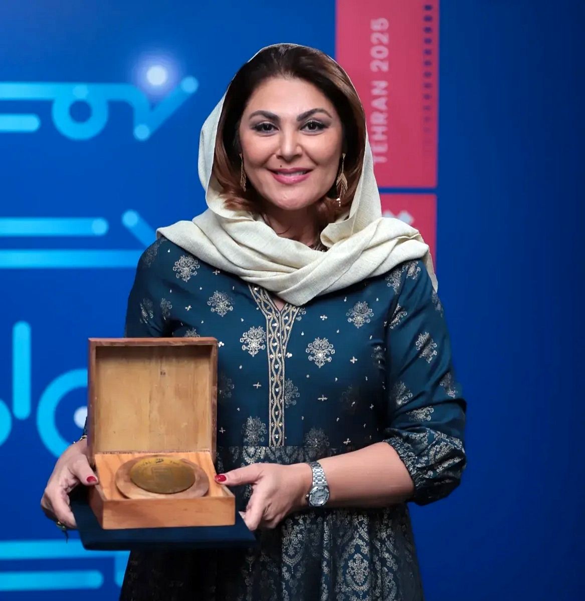 لاله اسکندری در جشنواره بینالمللی فیلم شهر 1