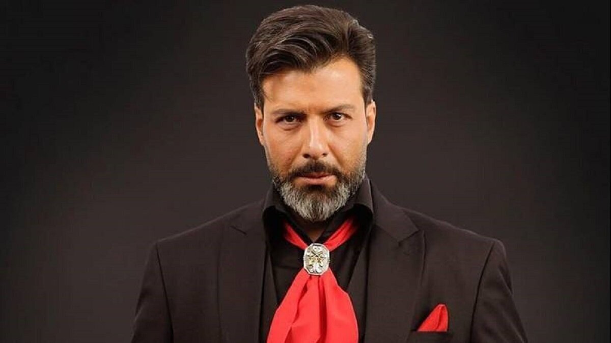 چند فریم از حضور مجید واشقانی در خاکسپاری امید جهان