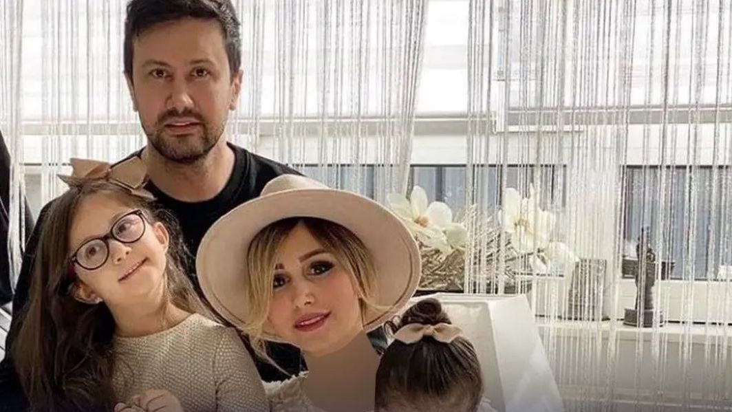 چیدمان میز شام در دورهمی خانوادگی به سلیقهی سپیده بزمی پور همسر هنرمند شاهرخ استخری