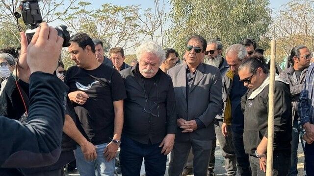 کاظم هژیرآزاد بر پیکر همسرش: زویا رفت بیخداحافظی