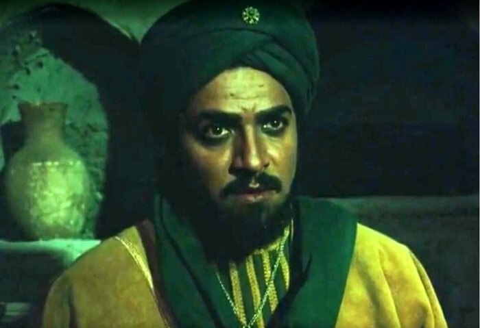 اصغر همت: سعی کرده‌ام در کارهای شونه تخم‌مرغی بازی نکنم/ دنیای بازیگری به مُستعد نیاز دارد