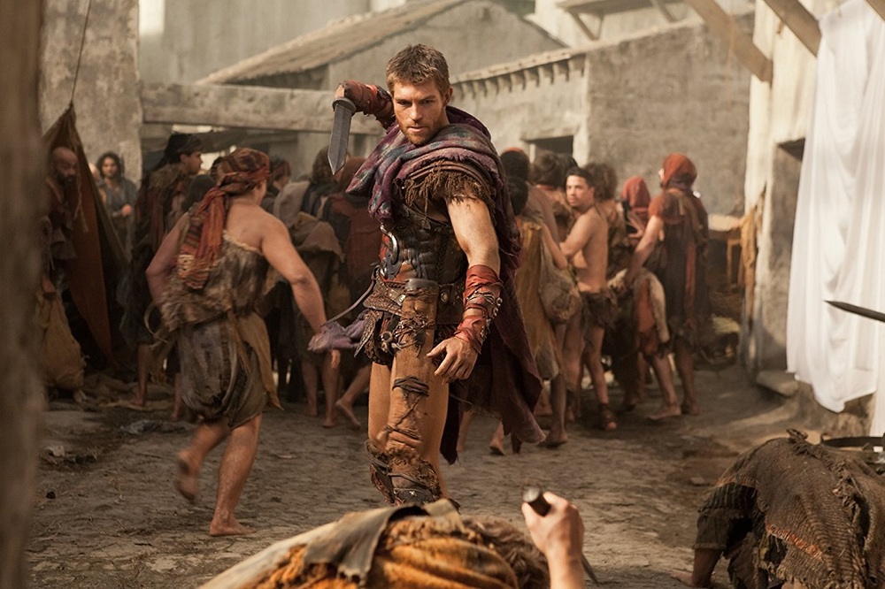 لیام مک اینتایر در سریال «اسپارتاکوس: جنگ نفرین شدگان» (Spartacus: War of the Damned)