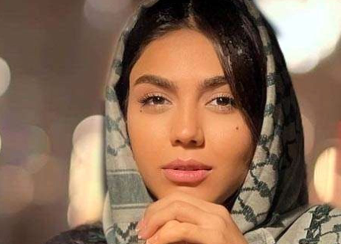 تغییرات جذاب آزاده زارعی بازیگر سریال آوای باران بعد از 10 سال / تصاویر سفر آزاده زارعی به دریاچه ارواح!