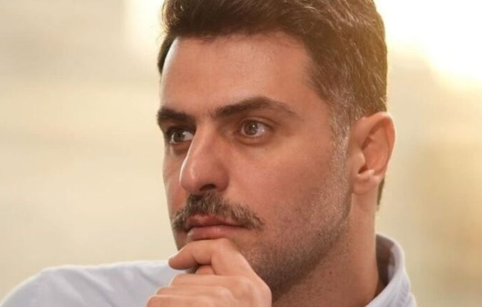 تصویر جدید علی ضیا در کنار خواهرزاده فوق زیبایش!