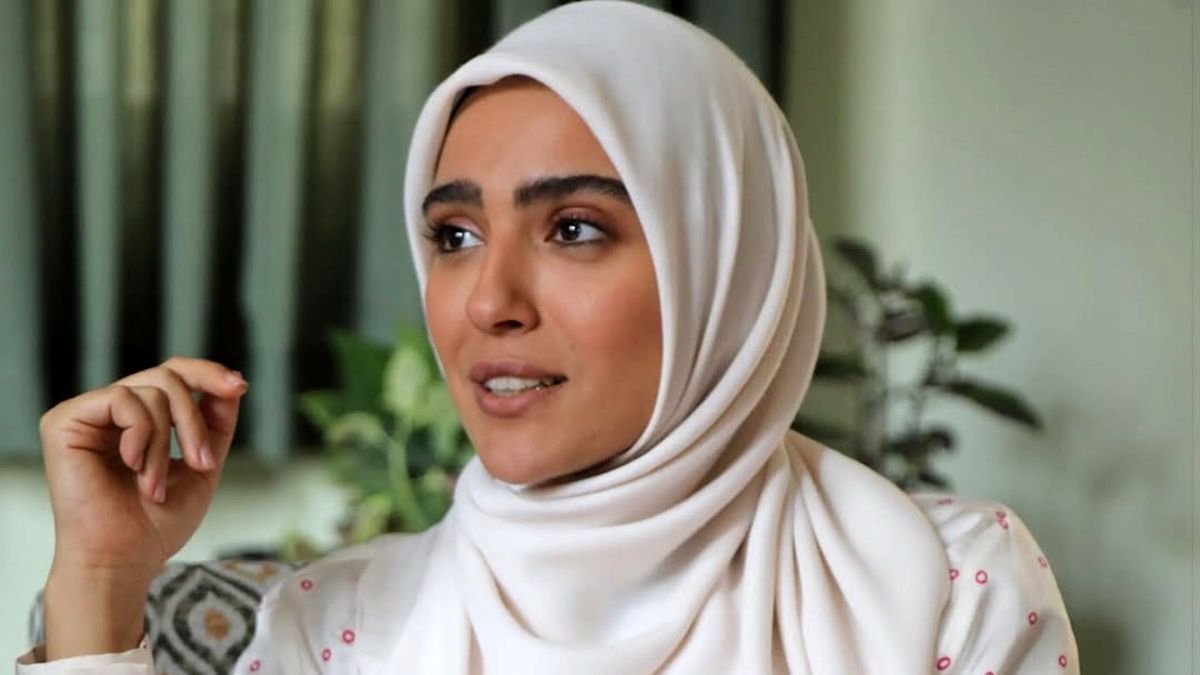 بیوگرافی مونا کرمی زن سپند امیرسلیمانی+ عکسهای خصوصی 