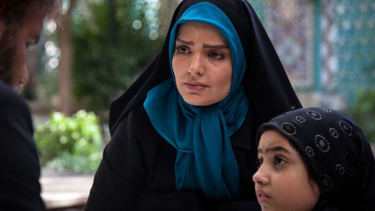 عکس| سفر در زمان؛ «مرضیه، نادر و زیور» در پشت صحنه سریال آوای باران؛ سال 92